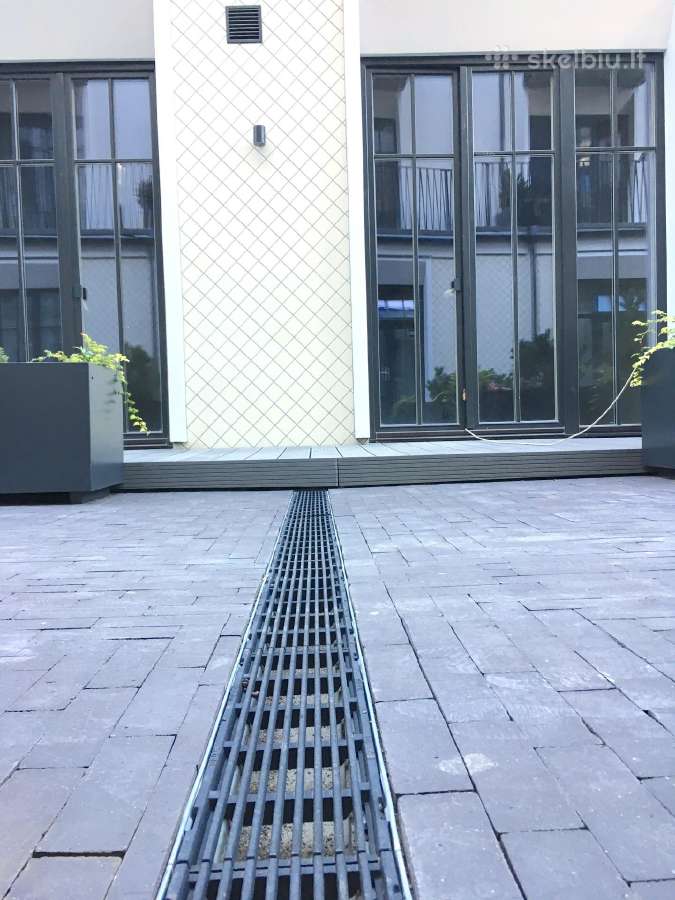 Vokiški betoniniai grindinio latakai su grotelėmis - nuotraukos Nr. 8