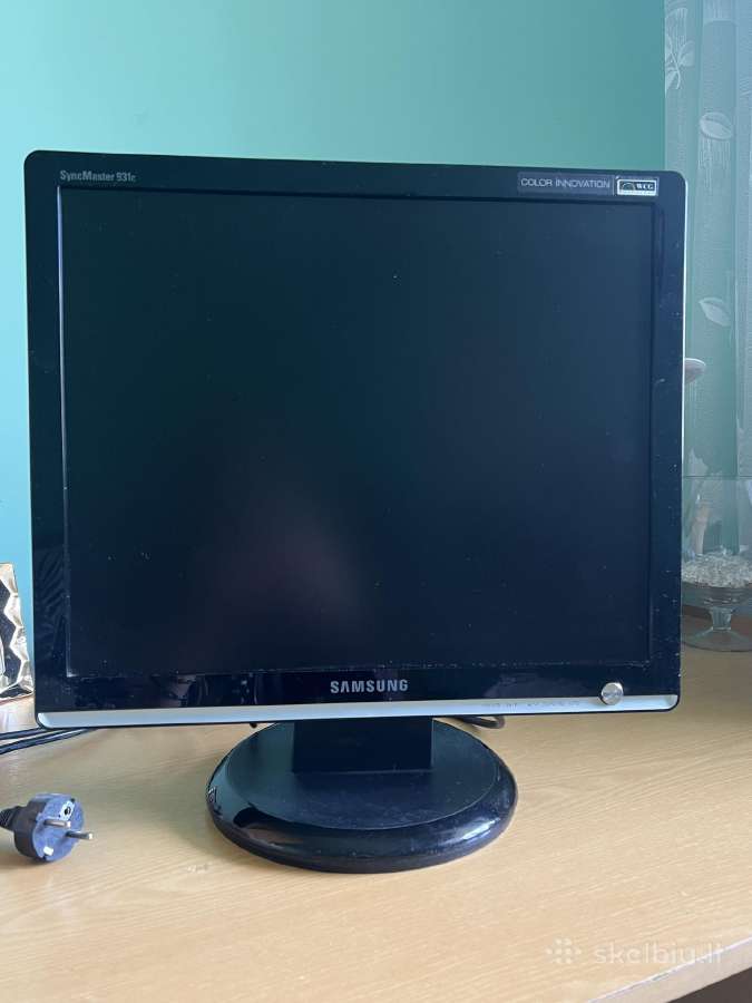 Monitorius Samsung syncmaster 931c 48x48cm