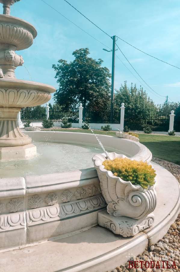 Fontanai ir kriokliai, lauko skulptūros - nuotraukos Nr. 3