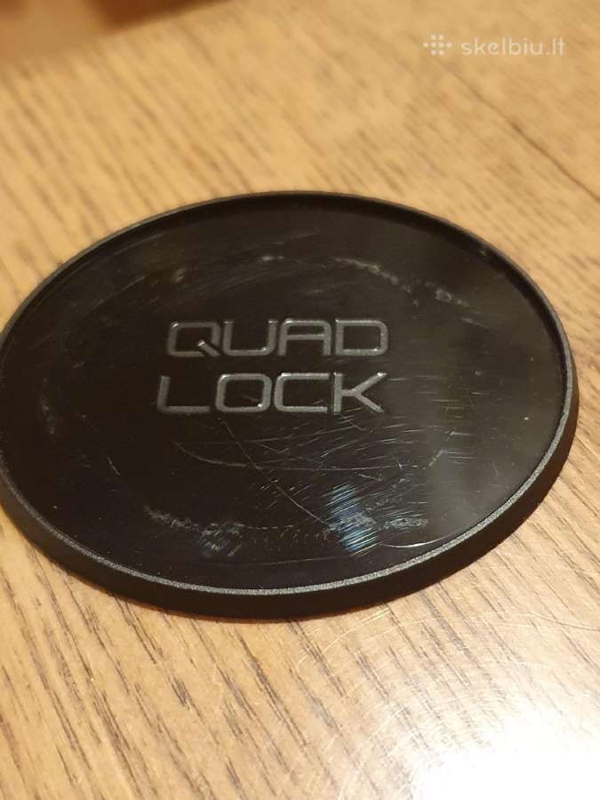 Quadlock Windscreen/dash Mount Adhesive Dash Pad