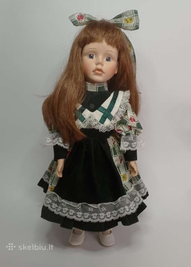 Porcelianinė lėlė