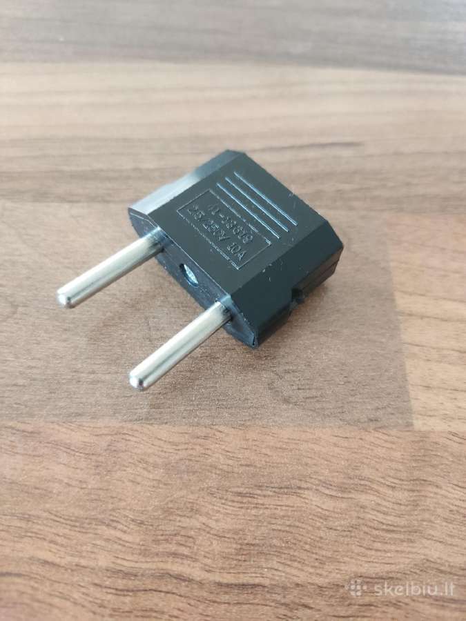 Amerikietiškas/ kiniškas srovės adapteris