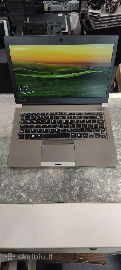 13.3 Fhd Ips i5-5200u 8gb 256gb SSD