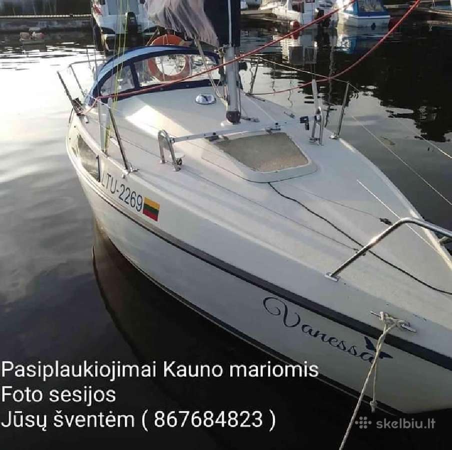 Pasiplaukiojimai Kauno mariomis burine jachta