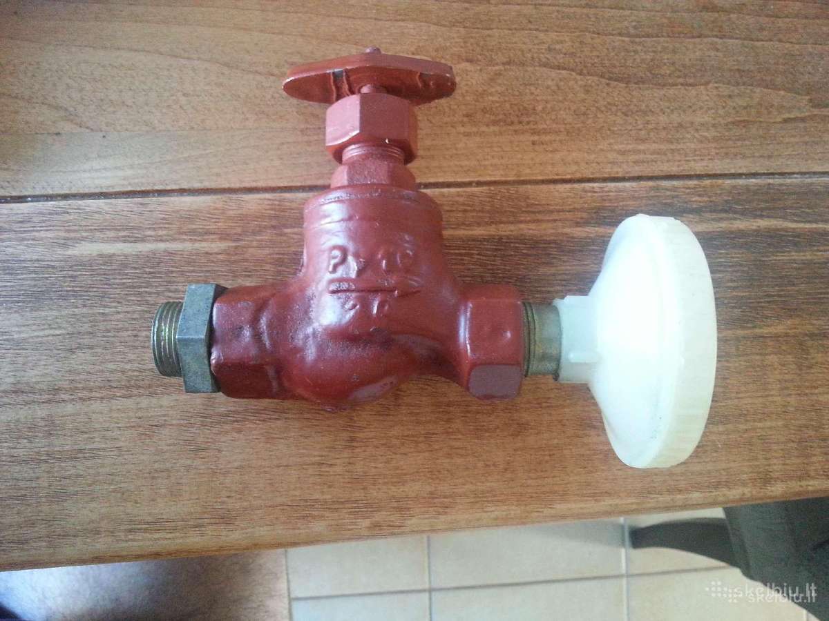 Tarybiniai, nenaudoti vandens čiaupai