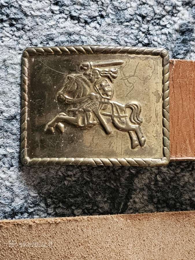 1990m. diržas.