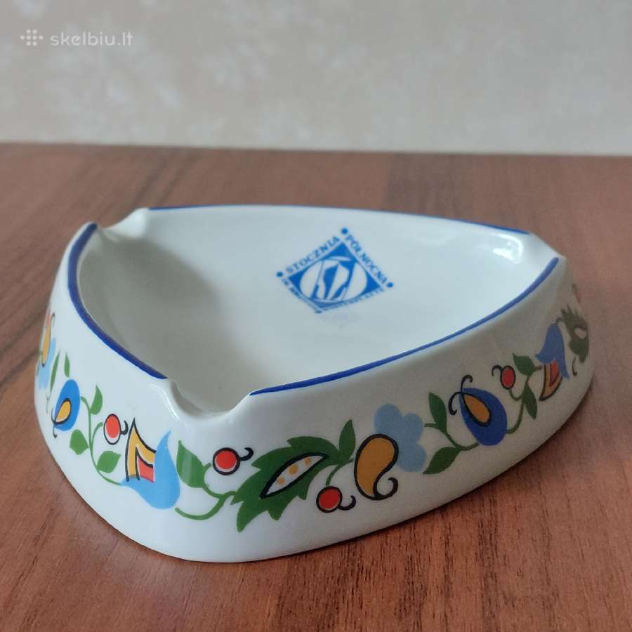 Lenkiška porcelianinė suvenyrinė peleninė .