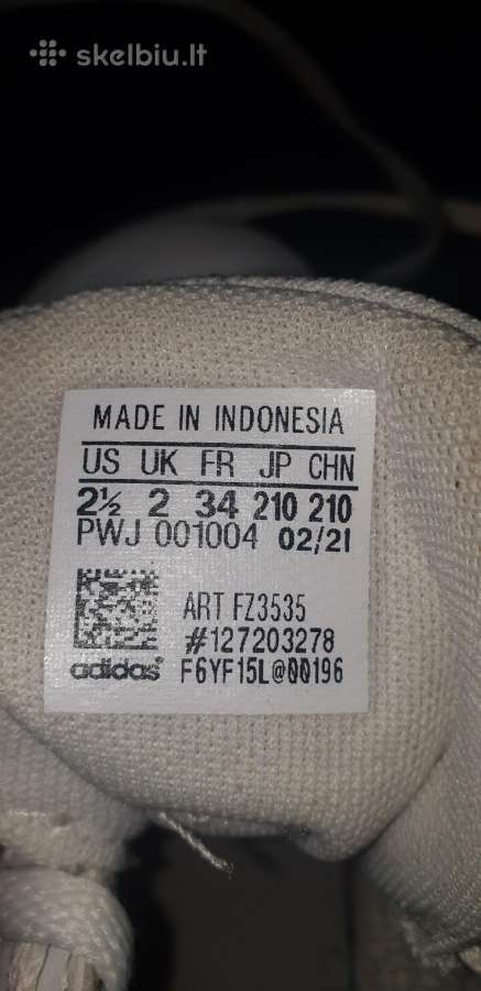 Adidas kedai - nuotraukos Nr. 4