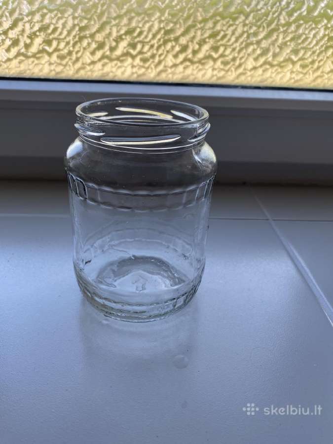 Parduodami stikliniai