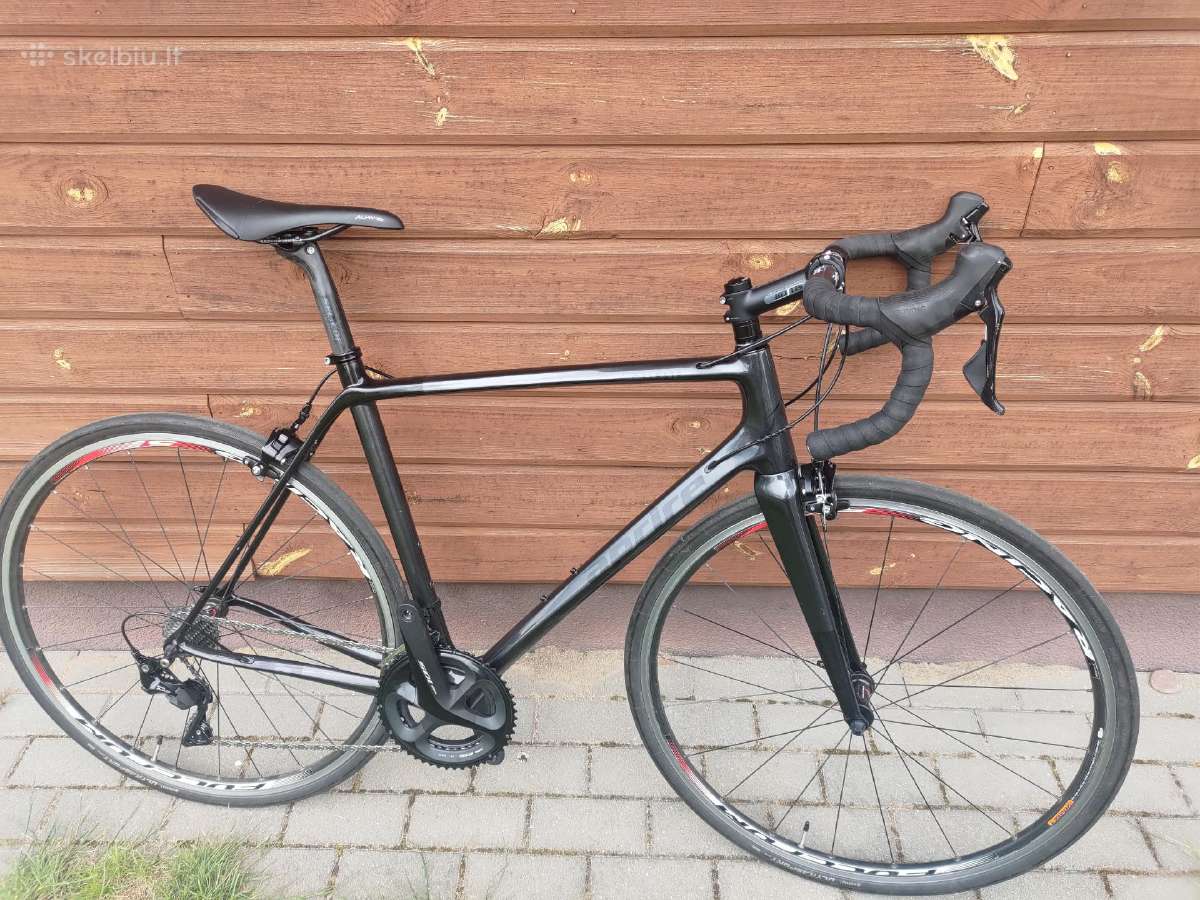 Naujas karboninis Aprire Celeste (pagaminta GB)