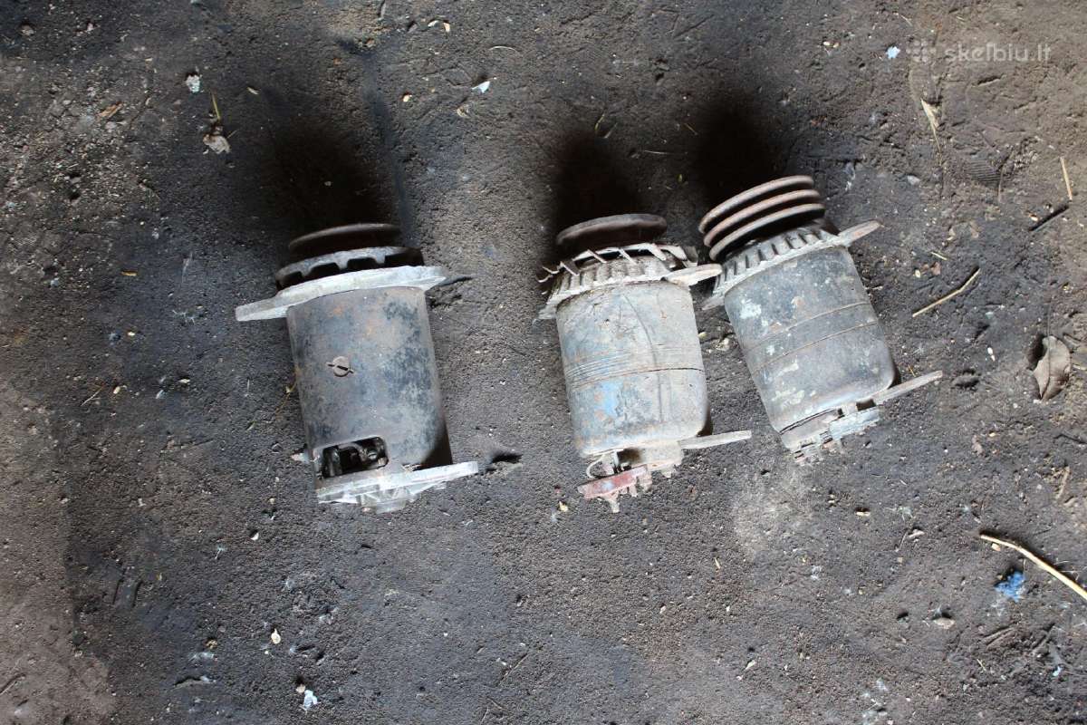 Senos tarybinės technikos generatoriai