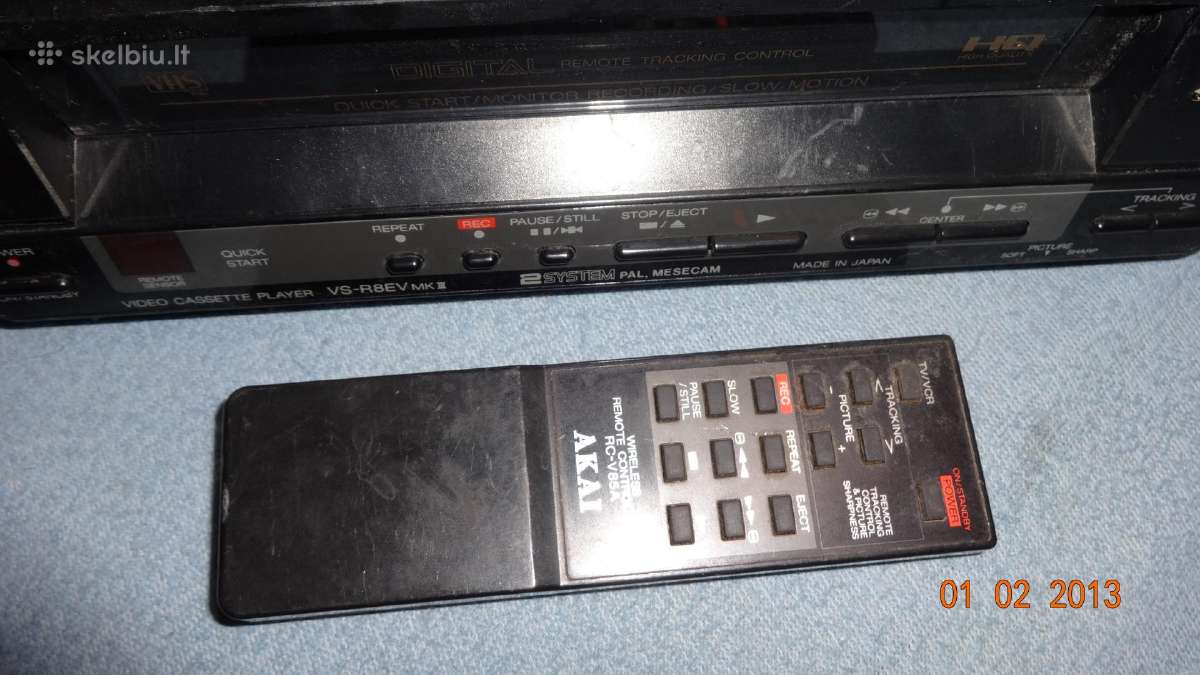 Akai Vhs su pultu