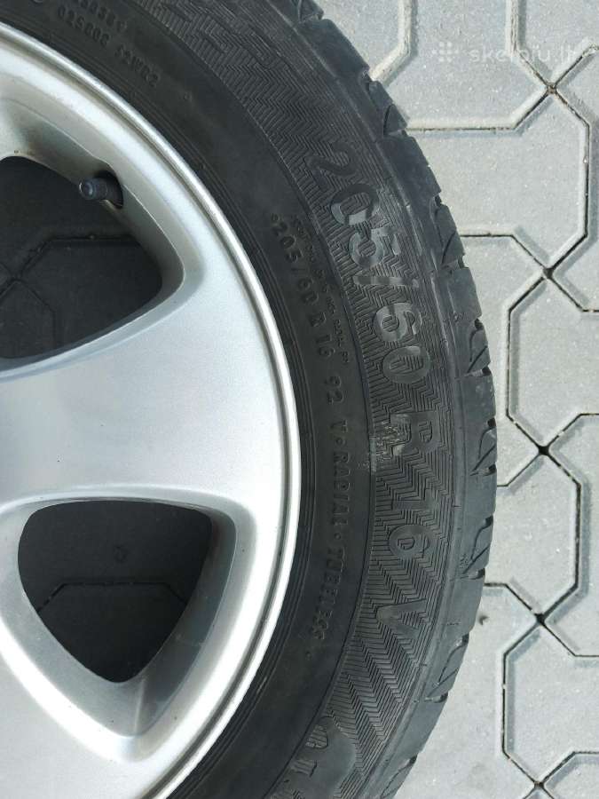 Parduodu Volvo padangas su ratlankiais - nuotraukos Nr. 2