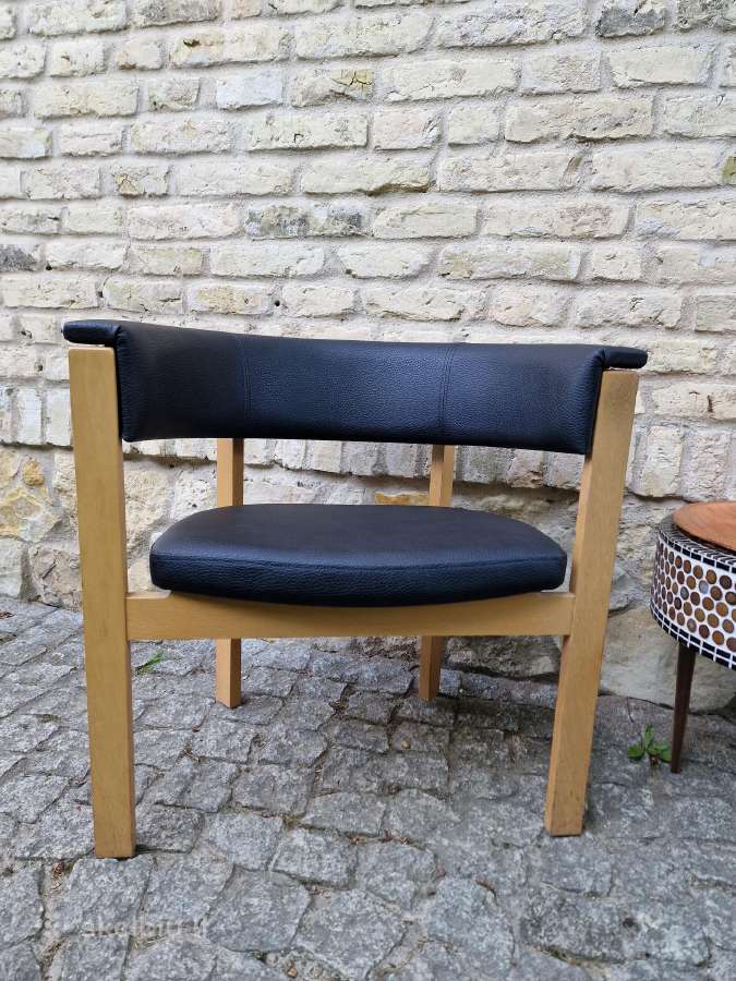 Vintažinis mid century ąžuolinis-odinis fotelis - nuotraukos Nr. 9