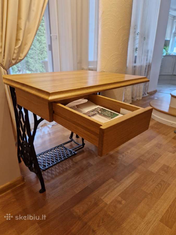 Kompiuterio stalas ir kaltinė kėdė komplekte - nuotraukos Nr. 5