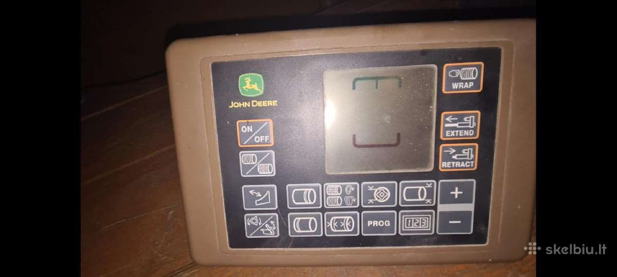 Kompiuteris John deer, dalimis