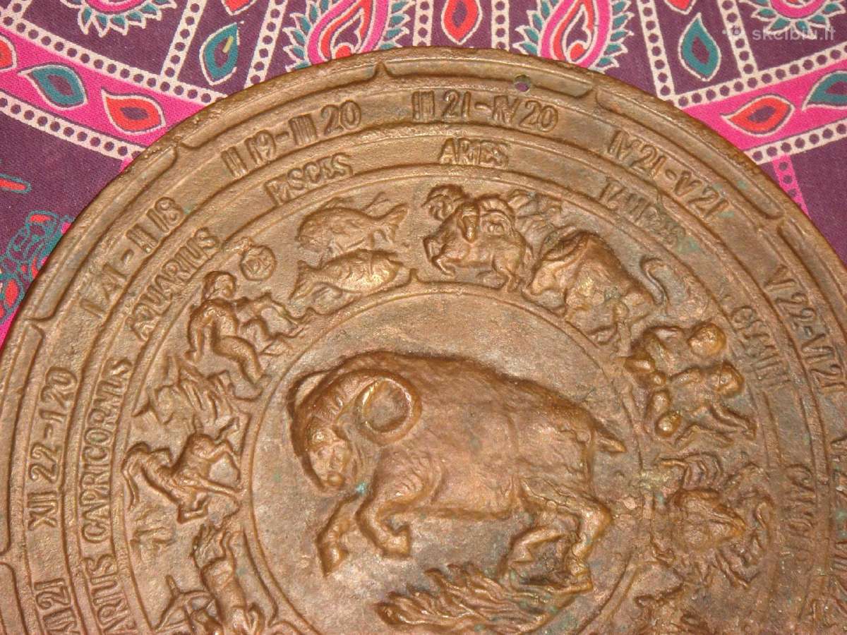 Zodijako zenklai Avinas - nuotraukos Nr. 2