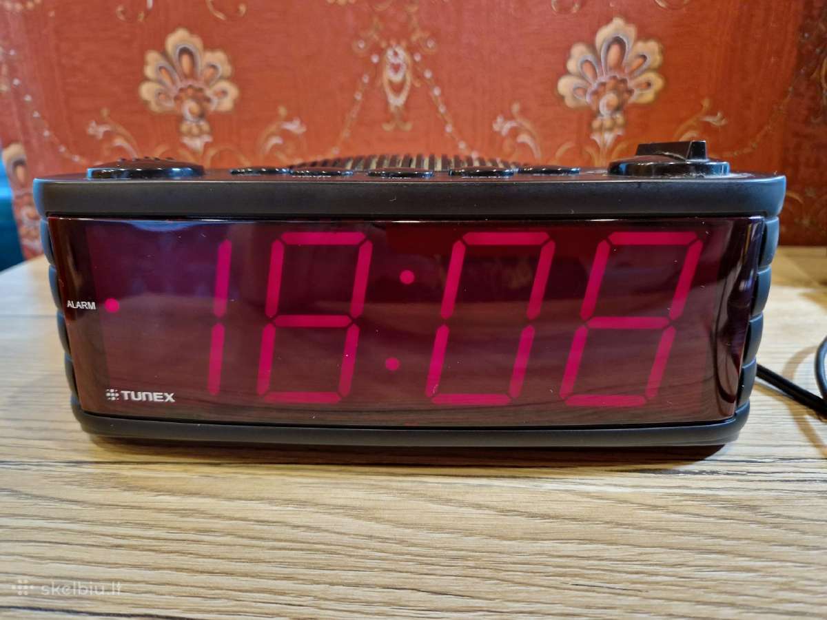 Elektronines laikrodis žadintuvas radijas