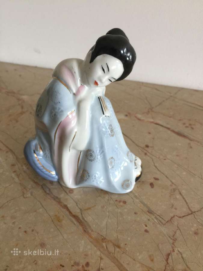Porcelianinė japonė