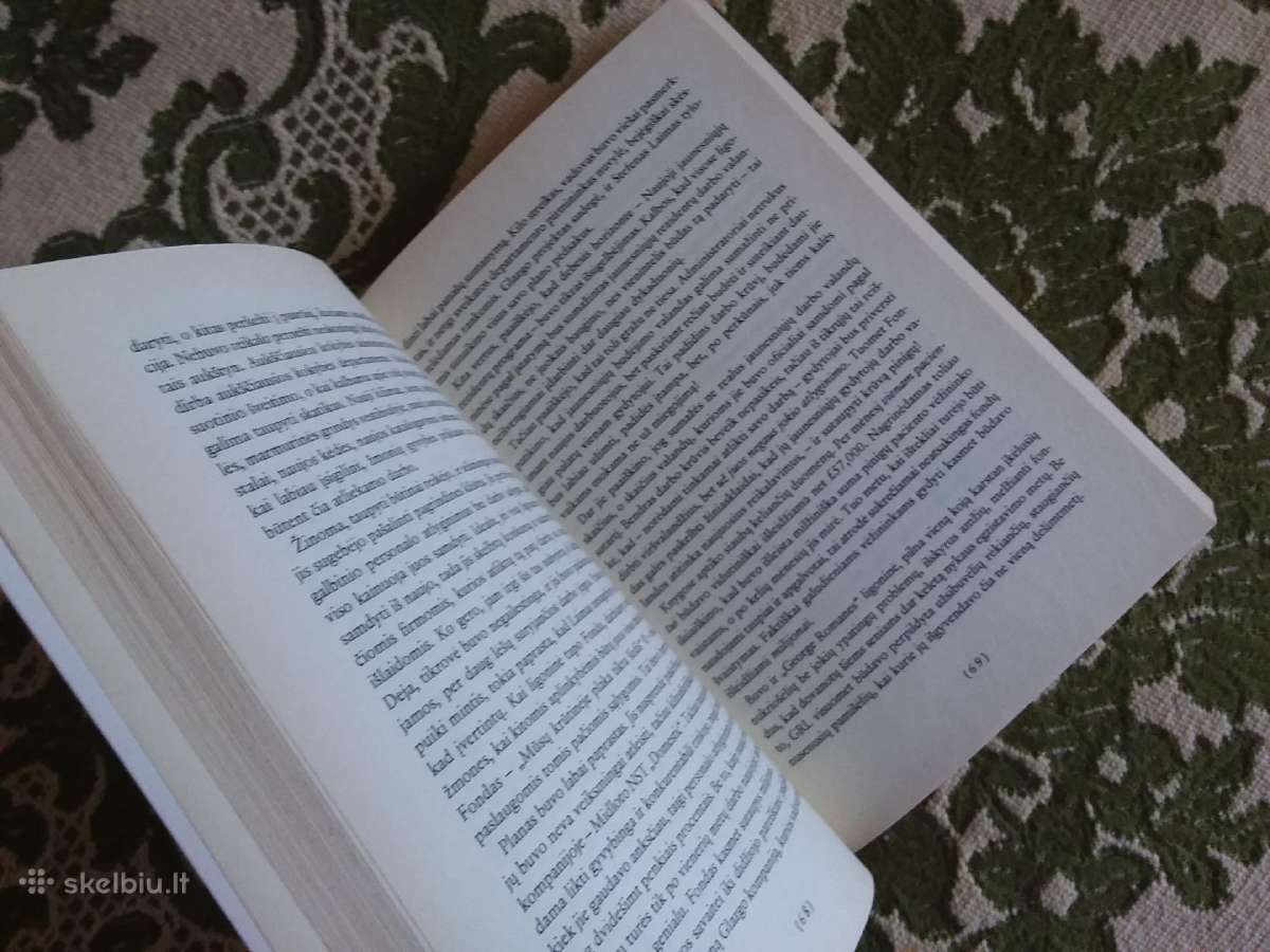 Vienas beveik bjaurus rytas Christopher Brookmyre - nuotraukos Nr. 2
