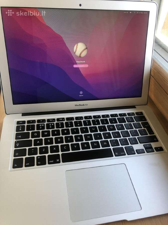 Apple MacBook Air 2015 8gb RAM 128 GB SSD