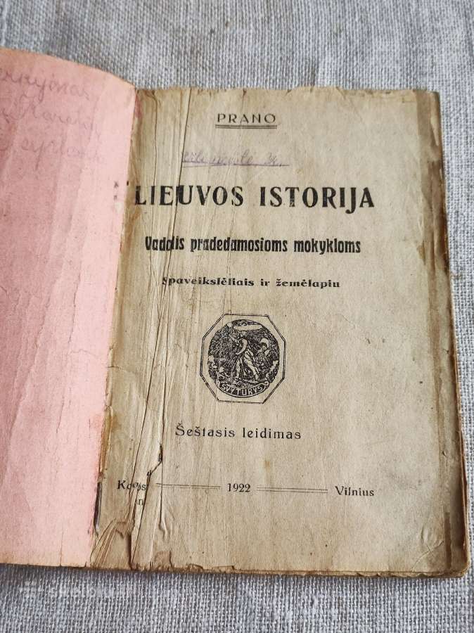 Tarpukario vadovėlis Lietuvos istorija - nuotraukos Nr. 2