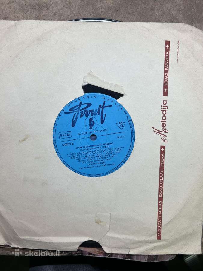 Vinilas daug ploksteliu. - nuotraukos Nr. 3