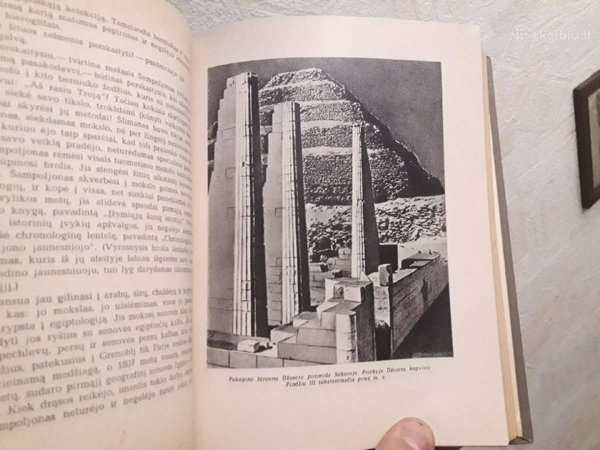 K. Ceramas "Dievai, kapai ir mokslininkai" 1962 m - nuotraukos Nr. 6