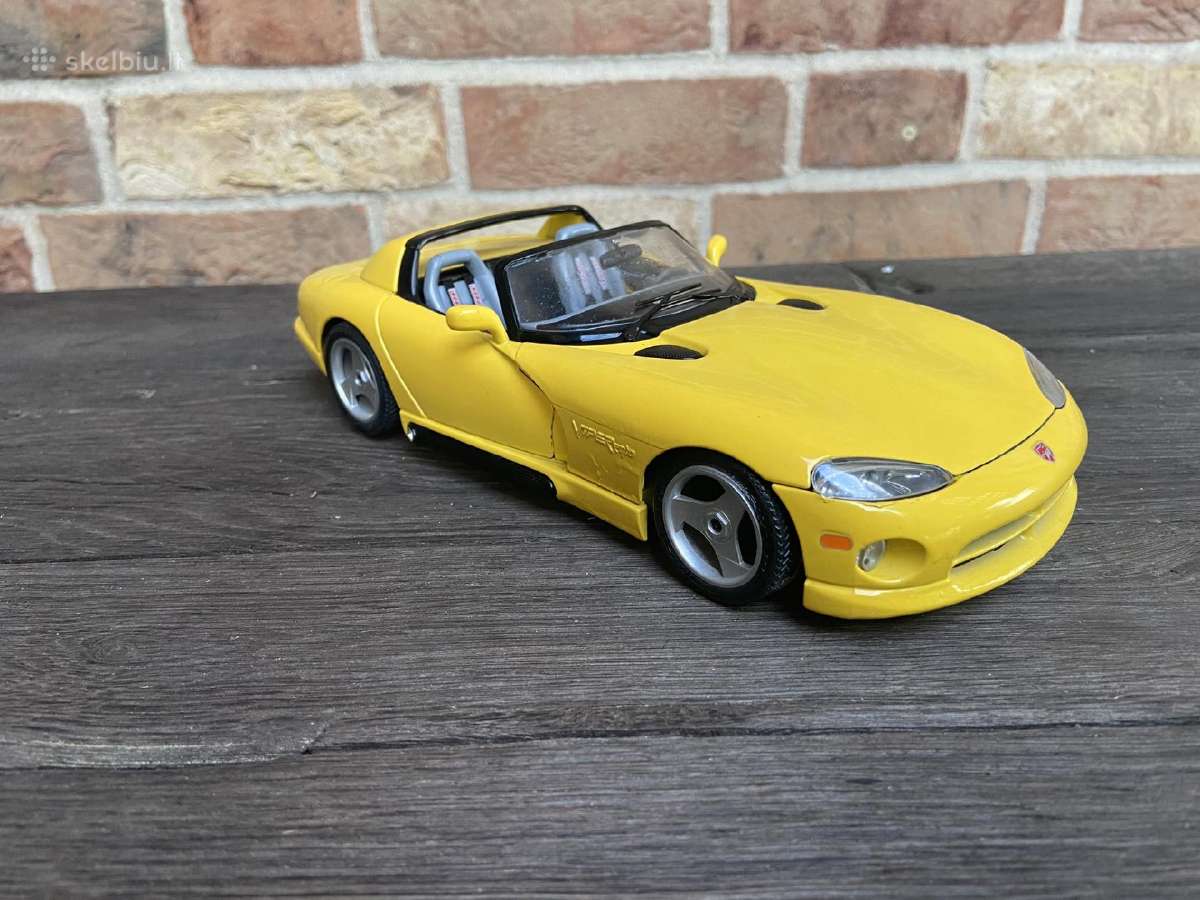 Dodge Viper Rt10 modeliukas 1:18 atsidaro dalys - nuotraukos Nr. 3
