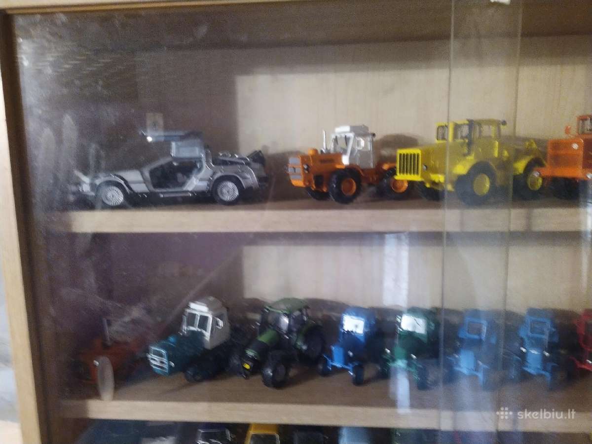 Parduodu modeliukus 1:43mastelio.kaina derinama - nuotraukos Nr. 4