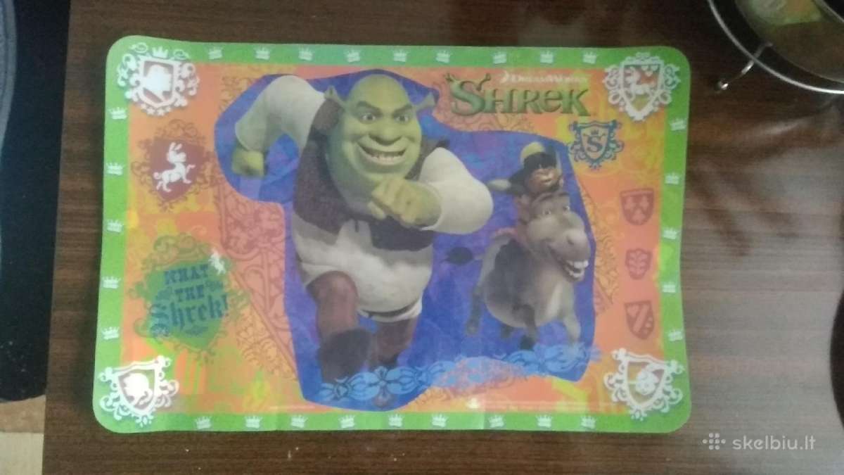 Parduodu plastikini stalo padekliuka su Šreku.