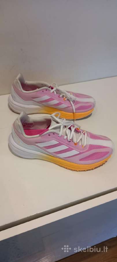 Adidas moteriski sportiniai bateliai 37 1/2 Dydis