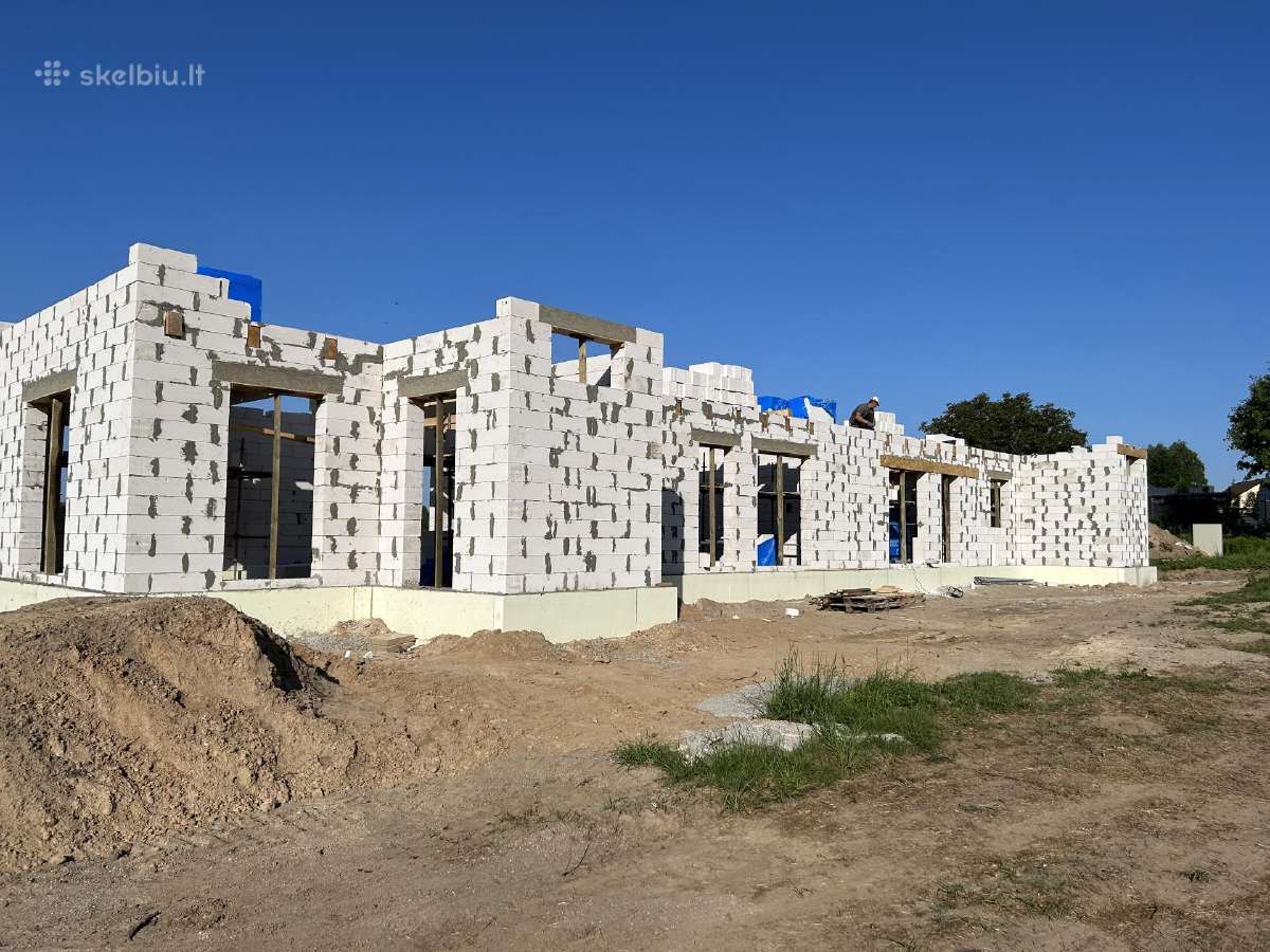 Statybininkai iesko darba - nuotraukos Nr. 7