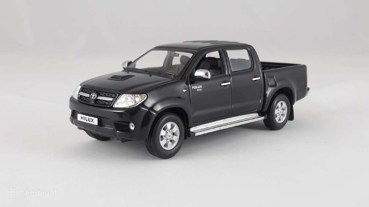 1/43 modeliukai Toyota Hilux Mk7 2004-2007