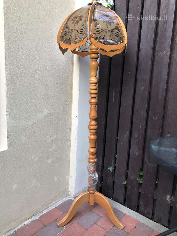 Pastatomas šviestuvas