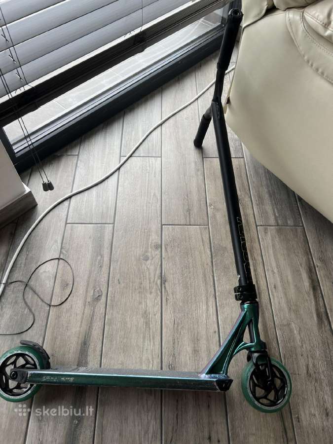 Blunt Prodigy S8 triukinis paspirtukas - nuotraukos Nr. 4