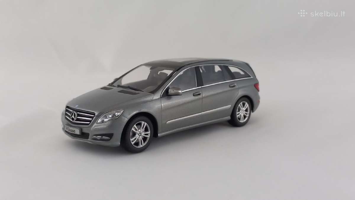 1/43 modeliukai MB R-class V251 - nuotraukos Nr. 2