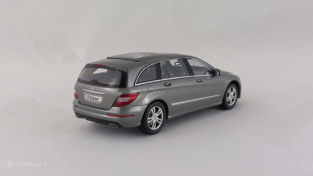 1/43 modeliukai MB R-class V251 - nuotraukos Nr. 4