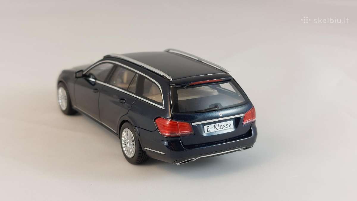 1/43 modeliukai MB E-class (S212) - nuotraukos Nr. 5