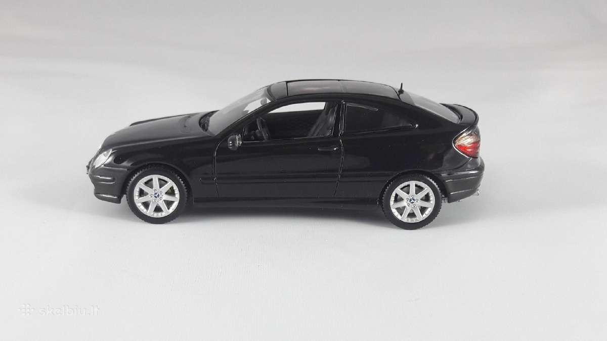 1/43 modeliukai MB C180 Sportcoupe Cl203