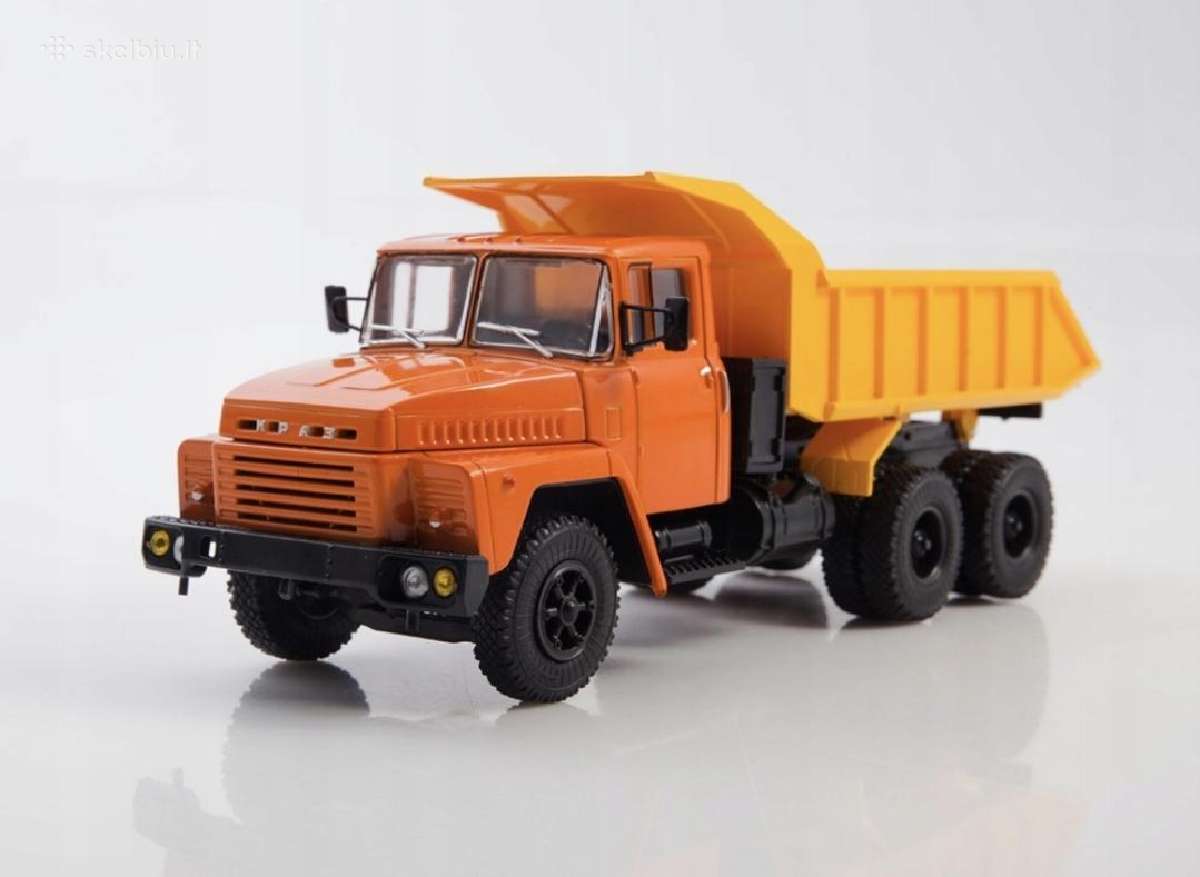 Kraz 251b
