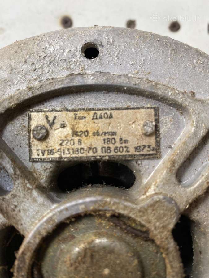 Parduodamas elektros variklis