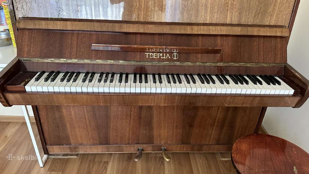 Parduodu pianiną Tverca su kėde - nuotraukos Nr. 2