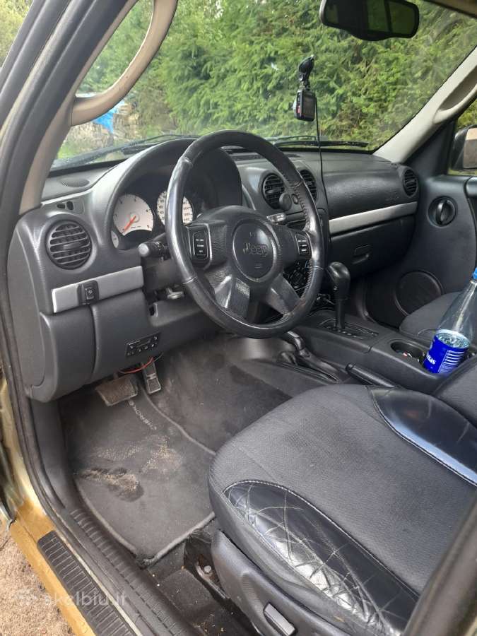 Jeep Cherokee, visureigis Renegase - nuotraukos Nr. 4
