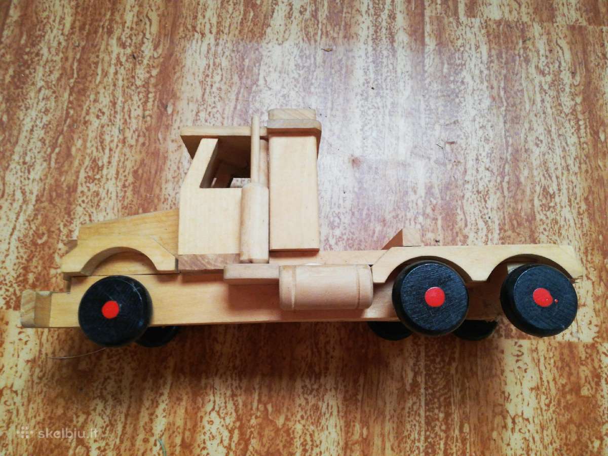 Žaislas automobilis