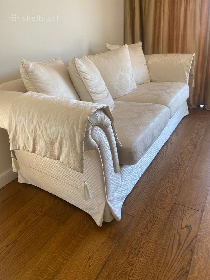 Parduodama sofa