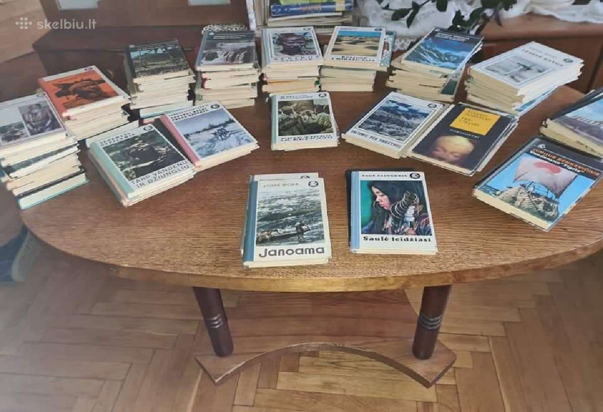 Parduodu 75 serijos "Horizontai" knygas