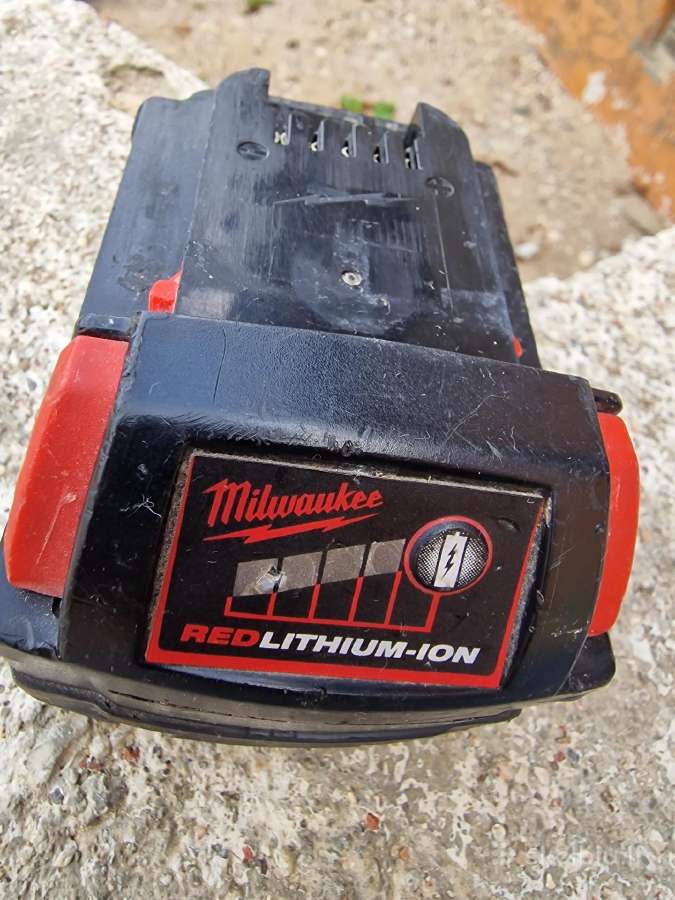 Baterija Millwaukeeredlithium-ion - nuotraukos Nr. 4