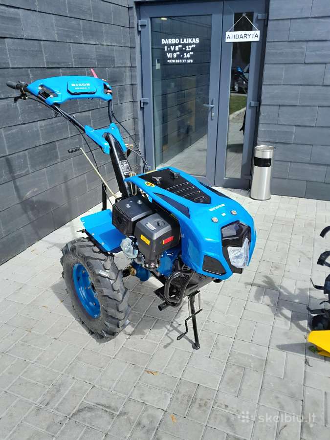 Galingas motoblokas su priedais - nuotraukos Nr. 2