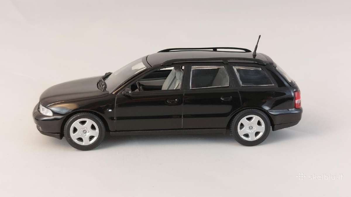 1/43 modeliukai Audi A4 B5 Avant facelift 1999